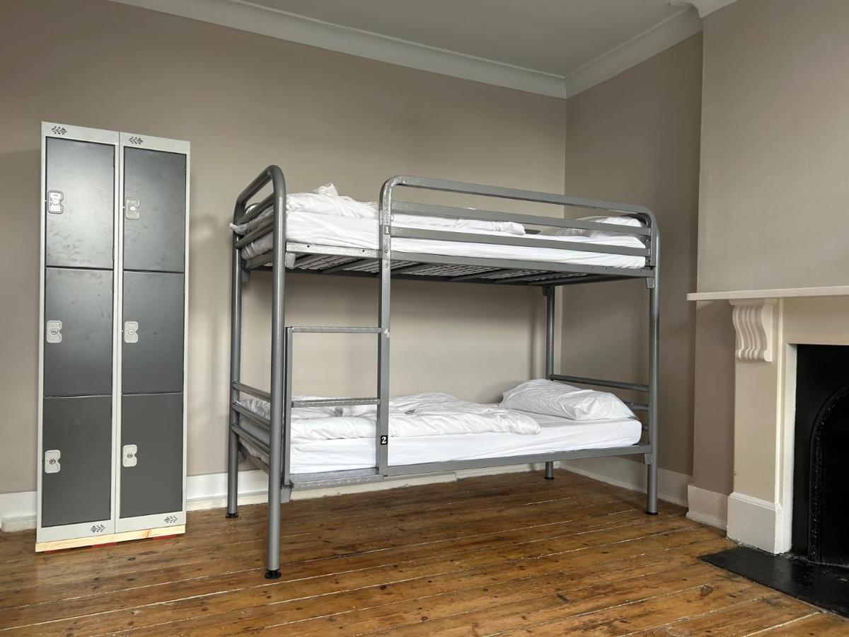 Cricketers Hostel Londres Extérieur photo